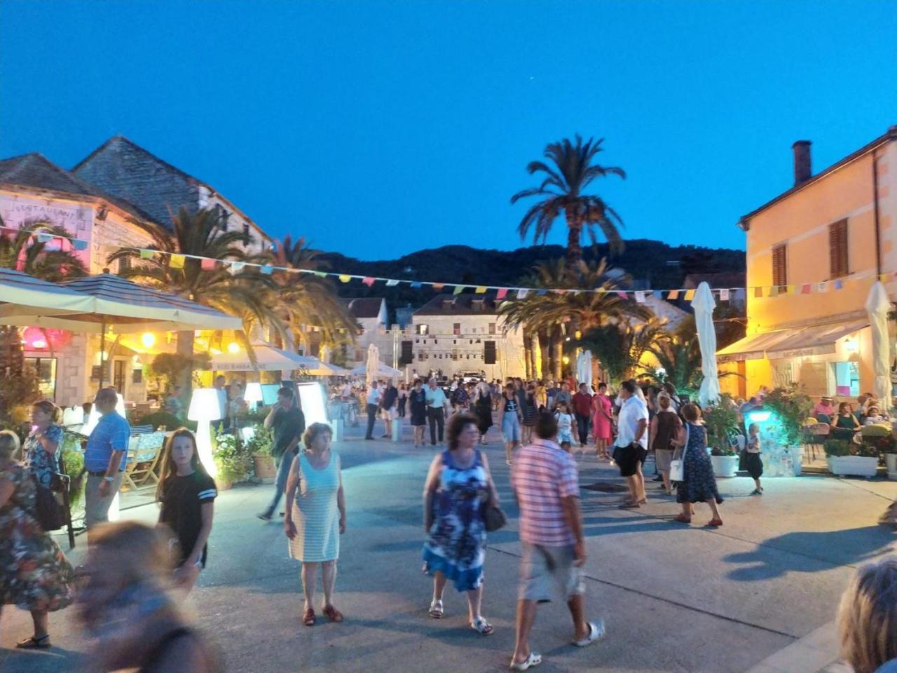 Hébergement de vacances Oleas Hvar - 2 Min To Center Ocean Bus Supermarket House